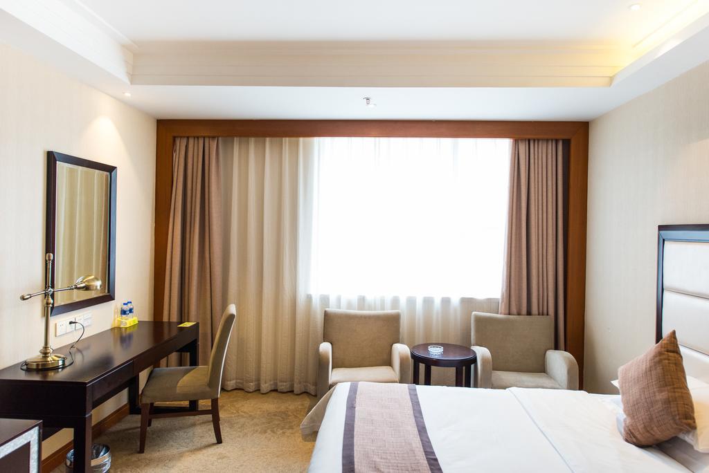 Vienna International Hotel - Expo Branch Shanghai Esterno foto
